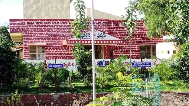 ఏఎస్ఐ గోవింద్ నాయక్ మృతి.. హోమ్ గార్డ్ పరార్..