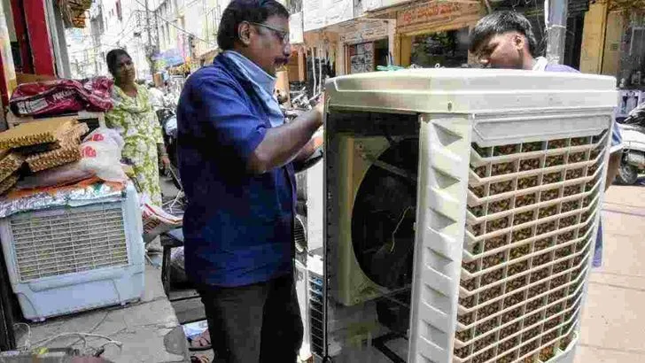 భానుడు భగ భగ.. ఎయిర్ కూలర్లకు పెరిగిన డిమాండ్..
