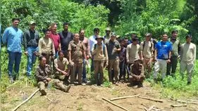 అడవిలో తప్పిపోయిన 23 మంది అధికారులు.. చివరకు