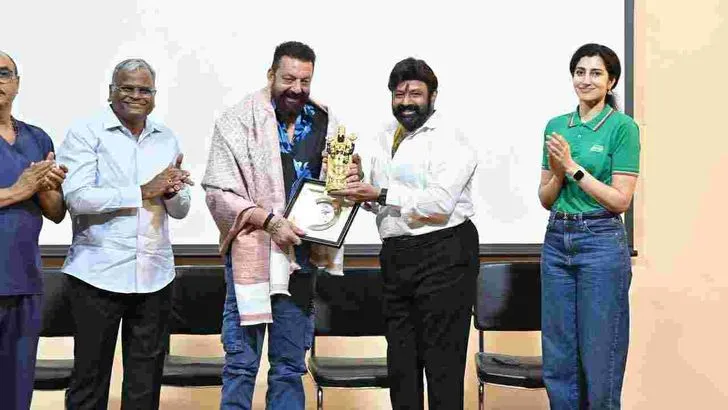 హైదరాబాద్‌లో బసవతారకం ఆస్పత్రిని సందర్శించిన సంజయ్ దత్