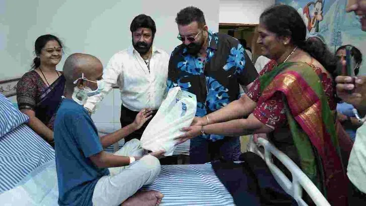 హైదరాబాద్‌లో బసవతారకం ఆస్పత్రిని సందర్శించిన సంజయ్ దత్