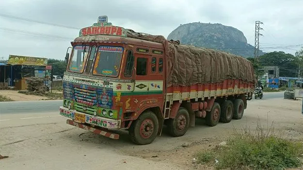 రేషన్‌ బియ్యం అక్రమ రవాణా