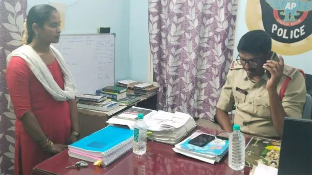 ఉద్యోగం పేరుతో రూ.10 లక్షల స్వాహా