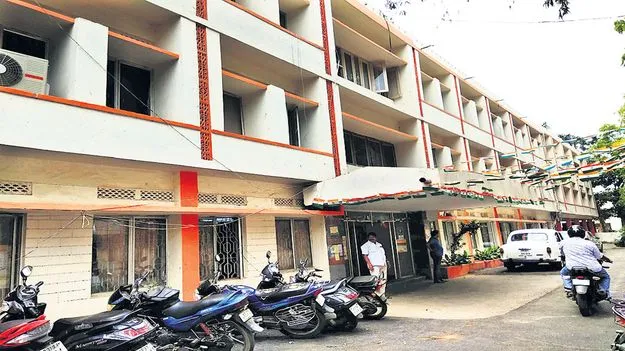 బీసీ సంక్షేమ శాఖలో ఇష్టారాజ్యం