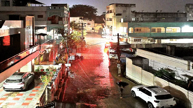 గాలి, వాన బీభత్సం