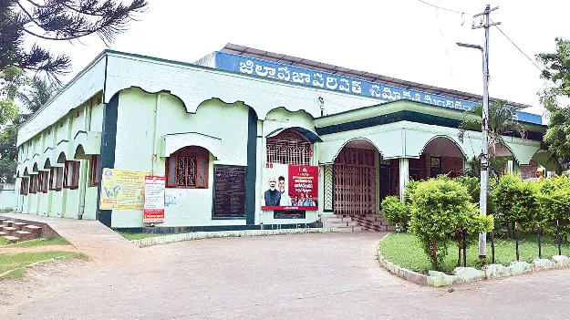 మమ అనిపిస్తారా.. చర్చిస్తారా?