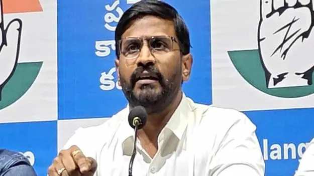 సుమన్ మాటల వెనక కుట్ర కేసీఆర్‌ది: ప్రభుత్వ విప్ బల్మూరి వెంకట్
