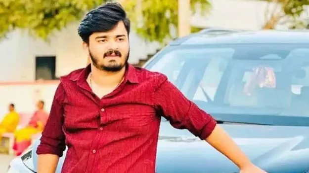 బండి భగీరథ్ పోక్సో కేసు.. సోషల్ మీడియా నిర్వాహకులపై కేసులు నమోదు..