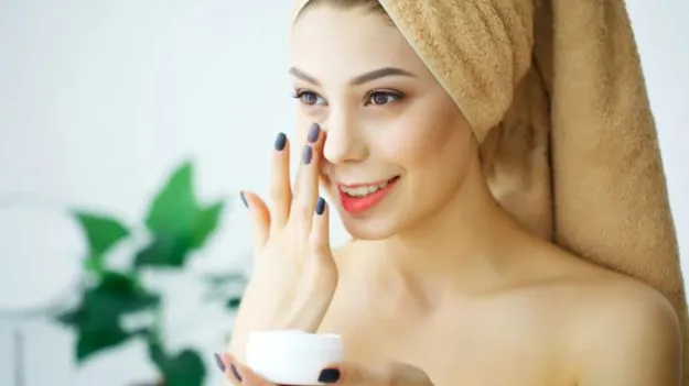 వేసవిలో మీ స్కిన్ సేఫ్‌గా ఉండాలంటే ఈ టిప్స్ ఫాలో అవ్వండి