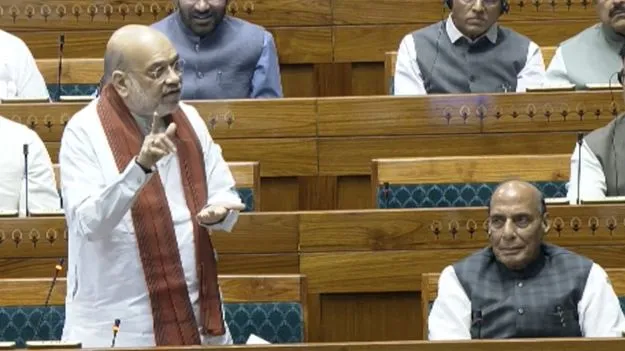 మహిళా రిజర్వేషన్.. లోక్‌సభ ముందుకు రాజ్యాంగ సవరణ బిల్లు