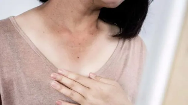 మెడ నల్లబడుతోందా? కారణాలు తెలుసుకోండి