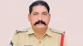 అత్యాచారం కేసు.. పోలీసుల ఎదుట లొంగిపోయిన మాజీ సీఐ..