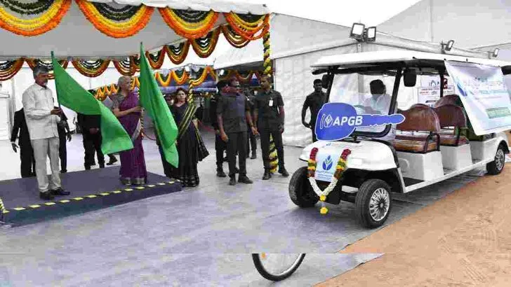 నరసరావుపేటలో రుణ వితరణ కార్యక్రమం.. పాల్గొన్న కేంద్రమంత్రి నిర్మలా సీతారామన్‌, సీఎం చంద్రబాబు