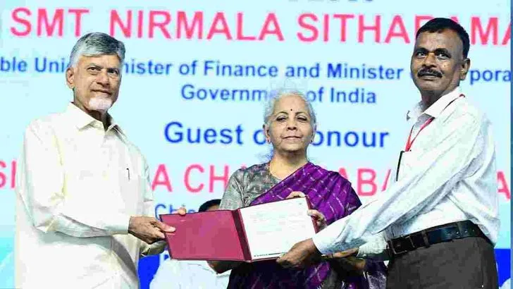 నరసరావుపేటలో రుణ వితరణ కార్యక్రమం.. పాల్గొన్న కేంద్రమంత్రి నిర్మలా సీతారామన్‌, సీఎం చంద్రబాబు