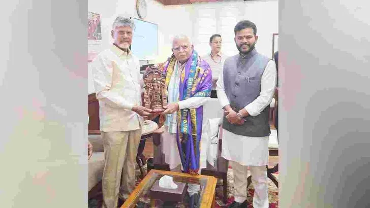 ఢిల్లీలో ప్రధాని మోదీ, కేంద్రమంత్రులతో సీఎం చంద్రబాబు భేటీ