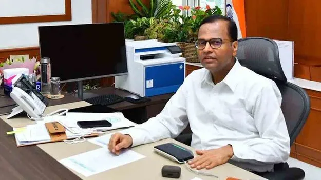 పరేడ్ గ్రౌండ్స్ వేదికగా మహిళా శక్తికి 553 ఆర్టీసీ బస్సుల పంపిణీ
