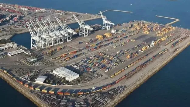 చాబహార్ పోర్టులో వాటాను విక్రయించే యోచనలో భారత్?