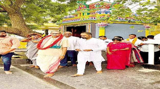 ఆధ్యాత్మిక చింతనకు ఆలయాలు దోహదం