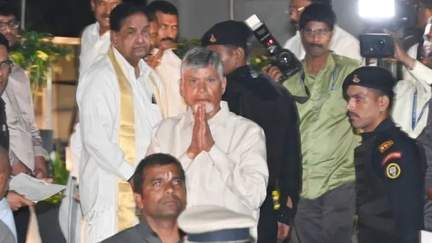 దేవాన్ష్ జన్మదినం.. తిరుమలకు ముఖ్యమంత్రి చంద్రబాబు కుటుంబం