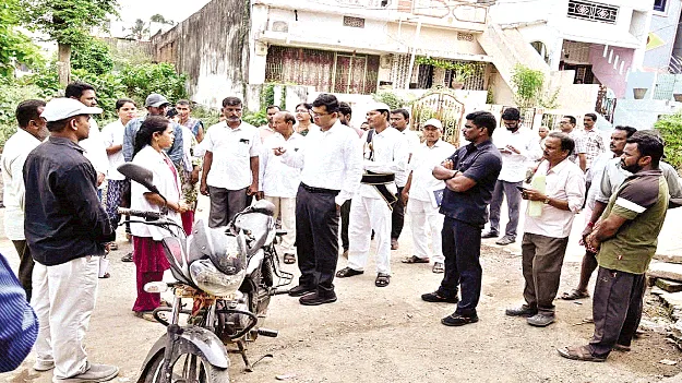అంటువ్యాధులు ప్రబలకుండా ప్రత్యేక చర్యలు