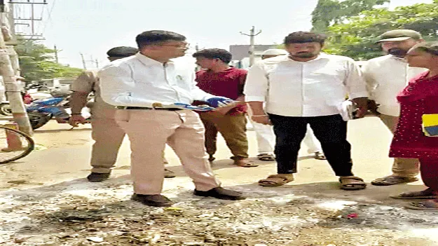  ఇలాగేనా చెత్తను తొలగించేది?