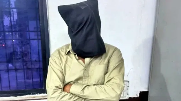దారుణం.. ఇంటి అద్దె కట్టలేక భార్య, కుమార్తెపై అత్యాచారానికి అనుమతి..