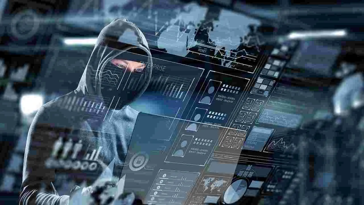 రూ.550 కోట్ల సైబర్ క్రైమ్ కేసులో ముగ్గురి అరెస్టు..