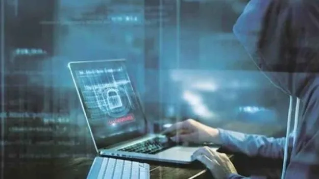 సీబీఐ పేరుతో మోసం.. రూ.15.45 కోట్లు కొట్టేసిన సైబర్‌ నేరగాళ్లు