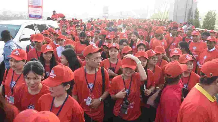 హైదరాబాద్‌లో హెచ్‌ఐవీ అవగాహన మానవహారం