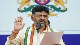 10 మంది మంత్రులతో ప్రమాణస్వీకారం చేయనున్న డీకే.. కొలిక్కి వచ్చిన మంత్రివర్గ కూర్పు