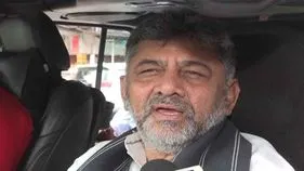 అస్సాంలో హోటల్ పాలిటిక్స్ సంకేతాలు.. రంగంలోకి కాంగ్రెస్ పార్టీ ట్రబుల్ మేకర్ డీకే