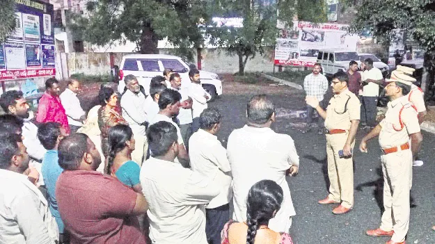 క్రికెట్‌ బెట్టింగ్‌లపై ముమ్మర దర్యాప్తు