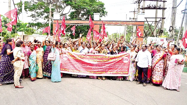  కేంద్రీకృత వంటశాలలను నిలుపుదల చేయాలి