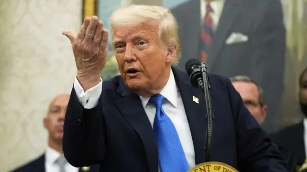 మా చమురు కోసం నౌకల క్యూ : ట్రంప్‌