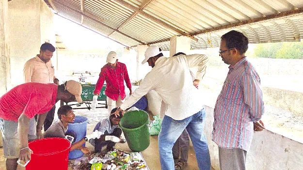 వినియోగంలోకి చెత్త సంపద కేంద్రం