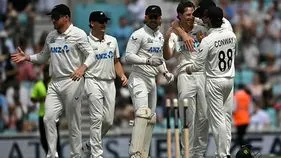 ఇంగ్లండ్‌పై న్యూజిలాండ్ ఘన విజయం 