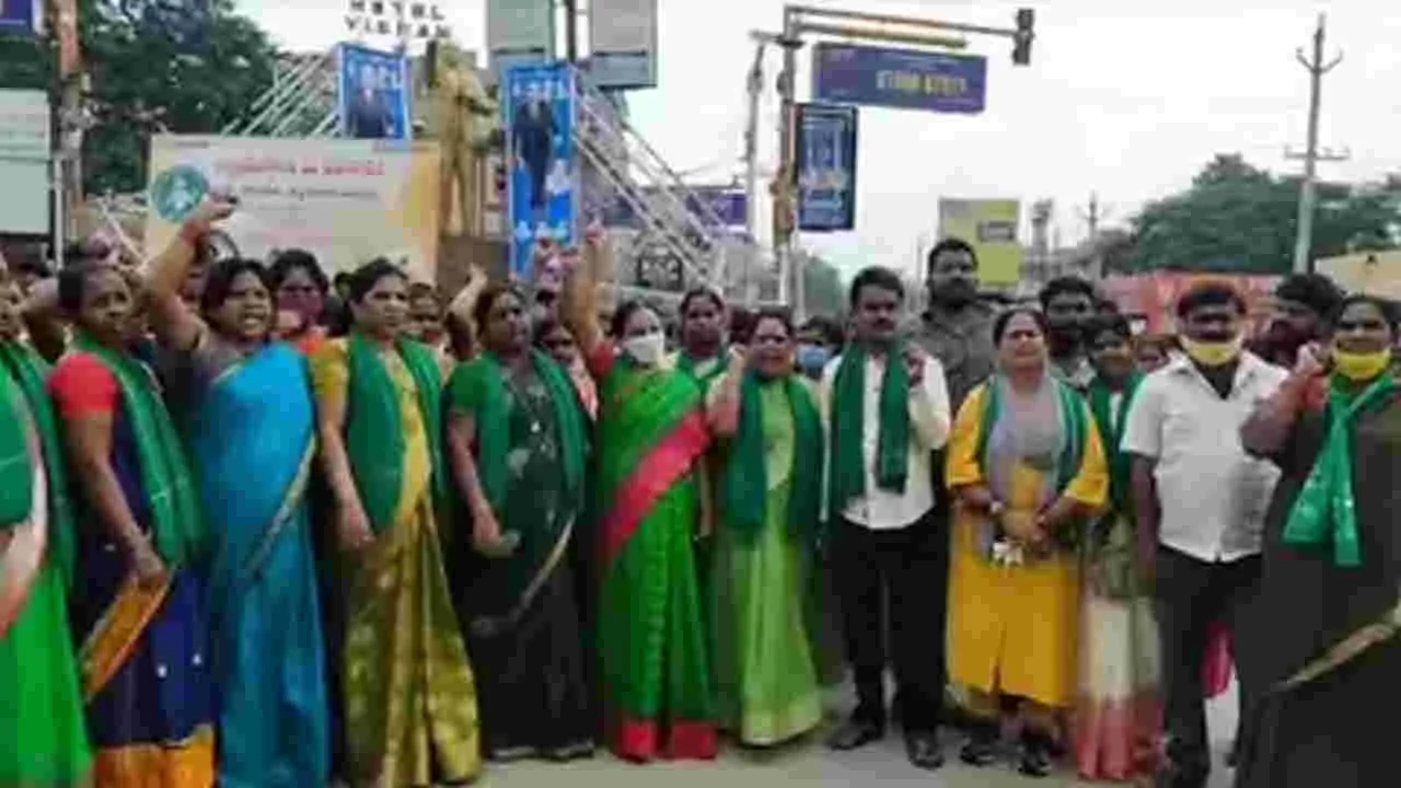 విశ్వ నగరంగా అమరావతిని రాష్ట్రానికి అందించే వరకూ పోరాటం: రాజధాని రైతులు