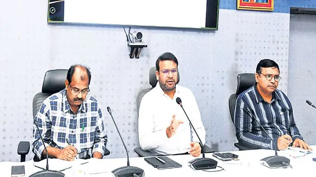 పారిశుధ్యంపై కమిషనర్‌ అసంతృప్తి