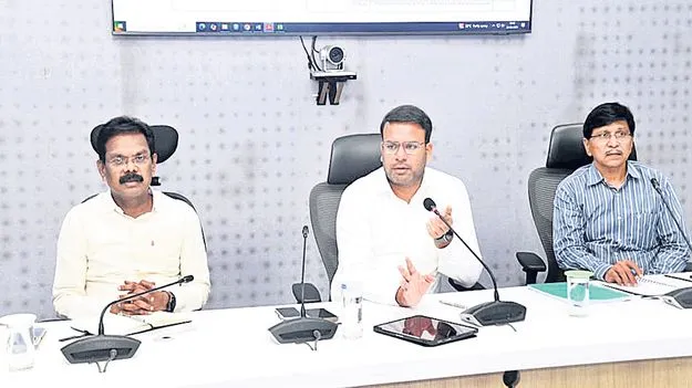 జీవీఎంసీ ఎన్నికల నిర్వహణకు ఏర్పాట్లు 