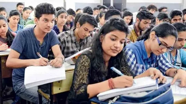 విద్యార్థులకు గుడ్ న్యూస్ చెప్పిన తెలంగాణ సర్కార్