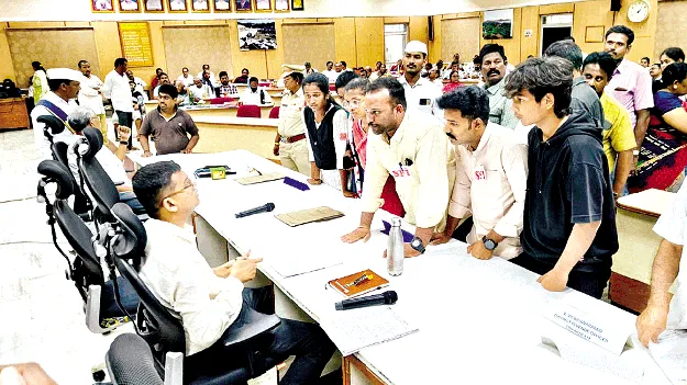 అర్జీదారులు సంతృప్తి చెందేలా  వినతుల పరిష్కారం