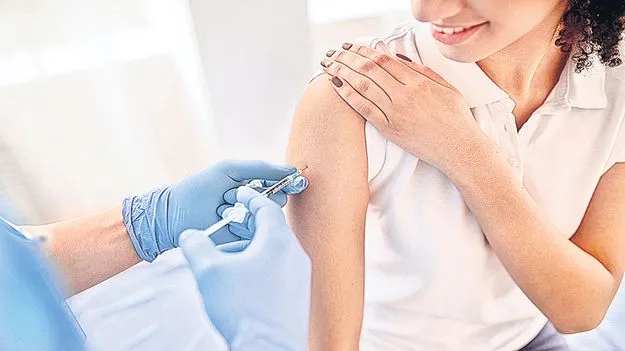 నత్తనడకన హెచ్‌పీవీ వ్యాక్సినేషన్‌