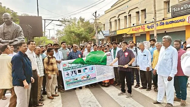 క్షయపై అప్రమత్తంగా ఉండాలి 