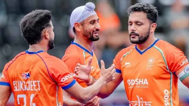 హాకీ ప్రపంచ కప్: ఇంగ్లండ్ చేతిలో భారత్ ఓటమి