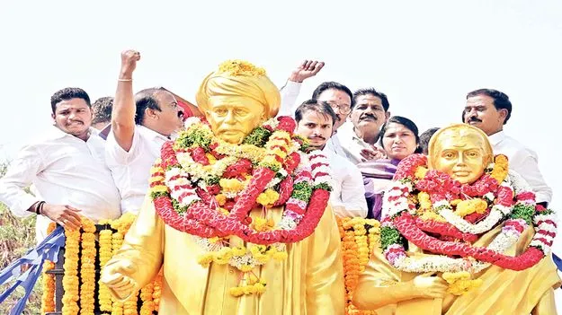 విద్యతోనే సమాజంలో మార్పు సాధ్యం