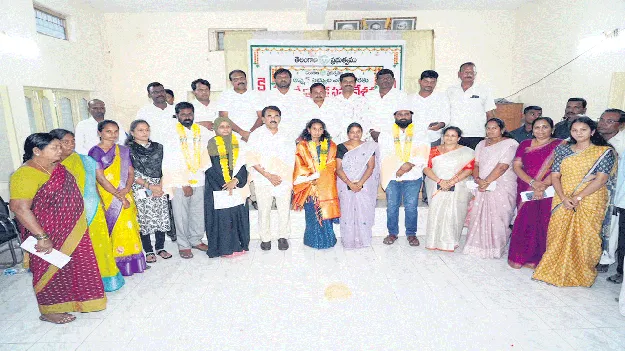కో ఆప్షన్‌ సభ్యుల ప్రమాణం