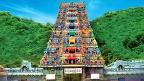 దుర్గగుడిలో ఇన్‌స్టా రీల్ కలకలం.. యువతిపై పోలీసులకు ఫిర్యాదు..