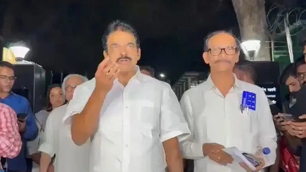 కాంగ్రెస్ మద్దతు విజయ్‌కేనా?.. కె.సి.వేణుగోపాల్ ఏం చెప్పారంటే..