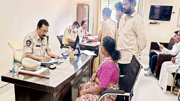 బాధితులకు న్యాయం చేస్తాం