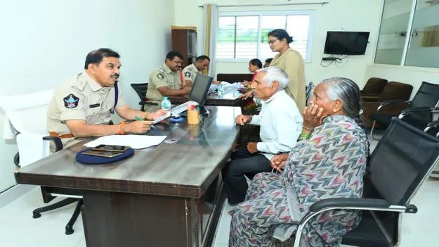 బాధితులకు న్యాయం చేస్తాం